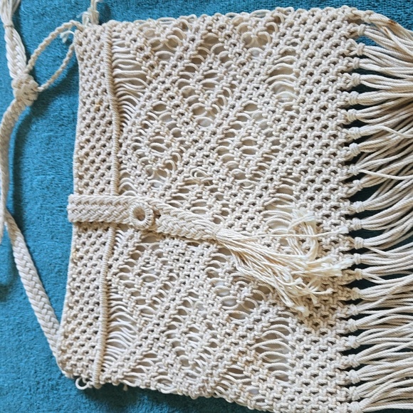 Beige Crochet Macrame Jute Shoulder Bag EUC 12" x 9-1/2" - Picture 2 of 13
